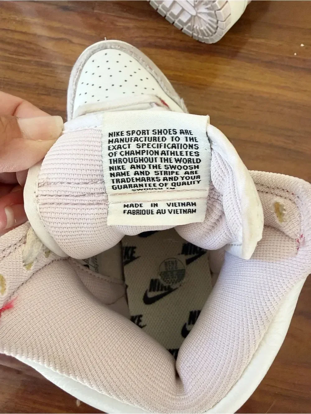 Nike Dunk High 1985 Arctic Pink White Sneakers Boys Kids Size 3.5Y